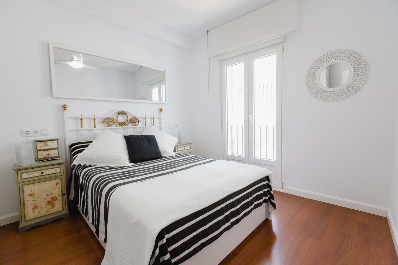 Apartamento A Un Pasito Del Mercado カディス エクステリア 写真